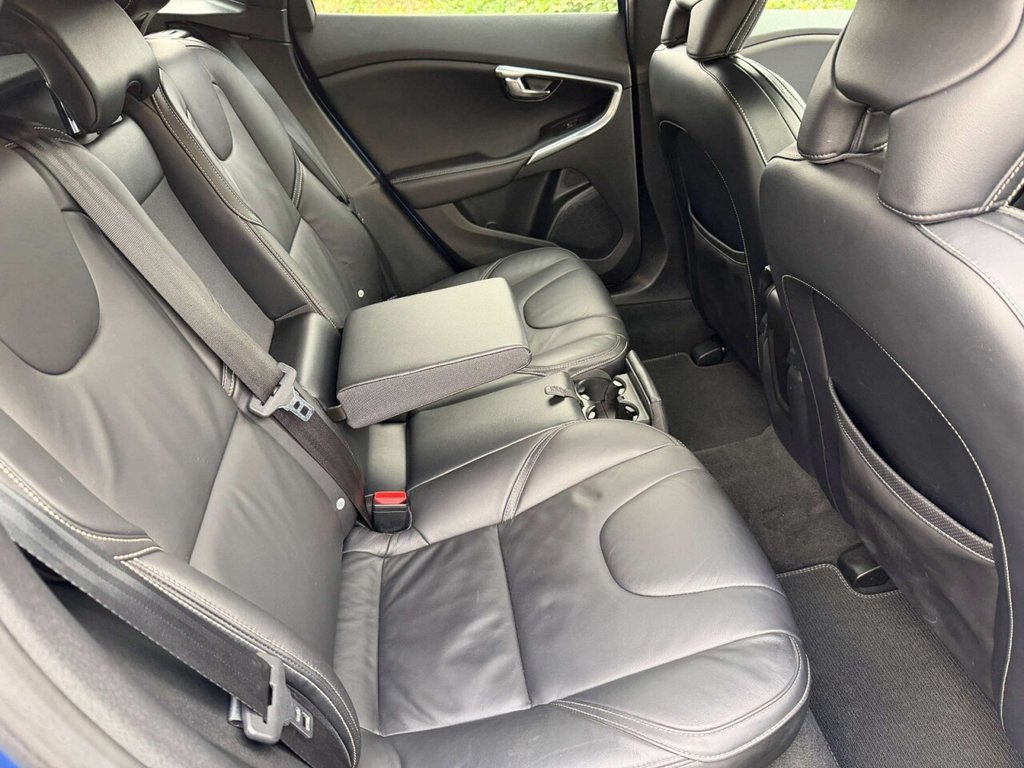 Used Volvo V40 2017 for sale - 77067559: Photo 14