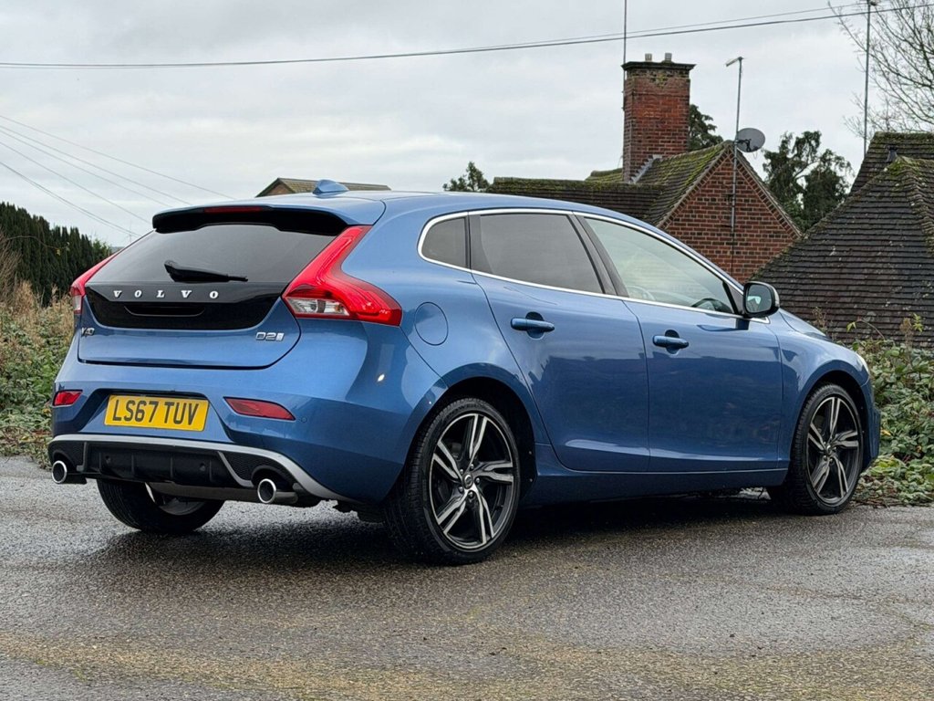 Used Volvo V40 2017 for sale - 77067559: Photo 5