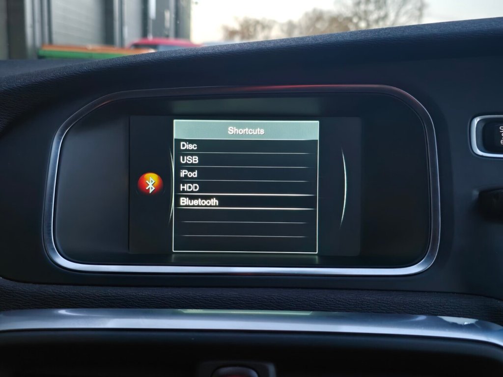 Used Volvo V40 Cross Country 2016 for sale - 76632204: Photo 32