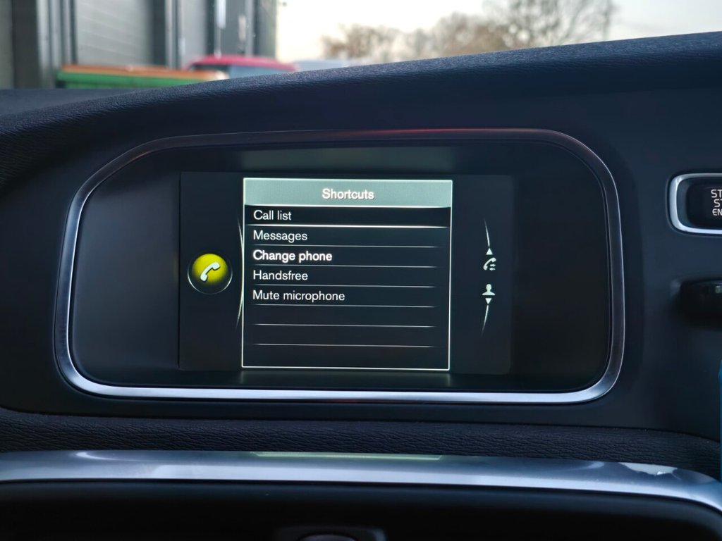 Used Volvo V40 Cross Country 2016 for sale - 76632204: Photo 33