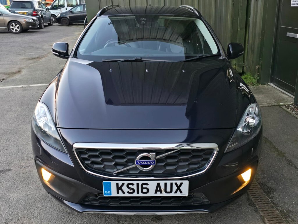 Used Volvo V40 Cross Country 2016 for sale - 76632204: Photo 5