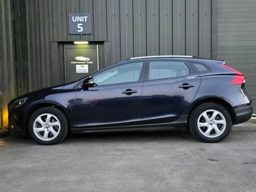 Used Volvo V40 Cross Country 2016 for sale - 76632204: Photo 6