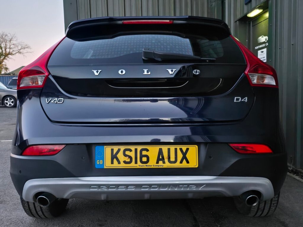 Used Volvo V40 Cross Country 2016 for sale - 76632204: Photo 7
