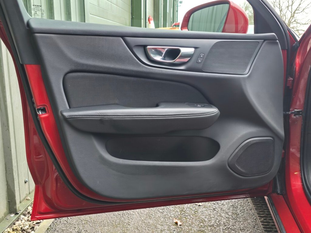 Used Volvo V60 2019 for sale - 77200237: Photo 16