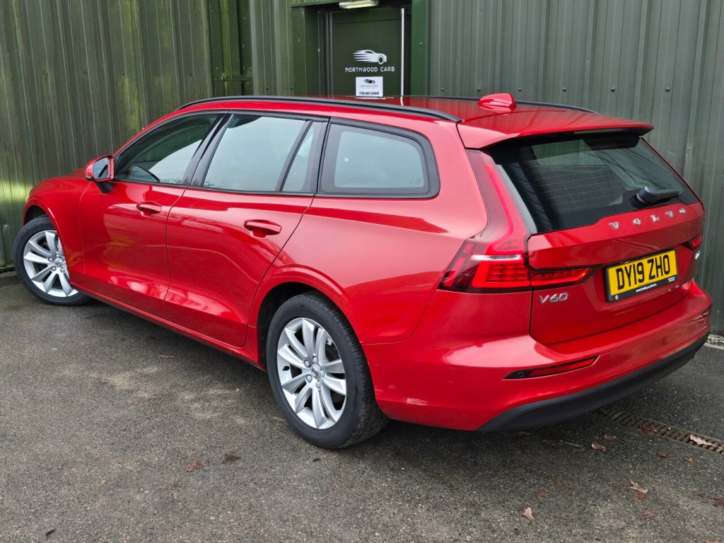 Used Volvo V60 2019 for sale - 77200237: Photo 2