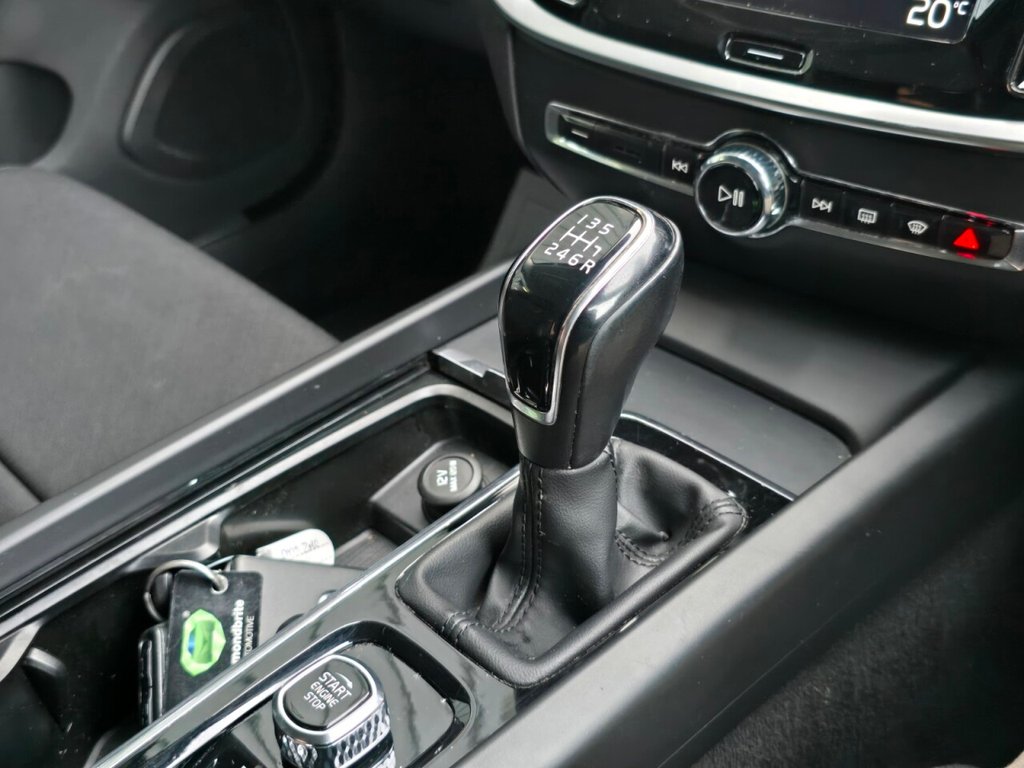 Used Volvo V60 2019 for sale - 77200237: Photo 25