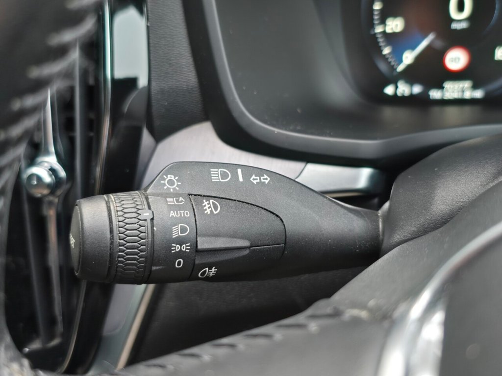 Used Volvo V60 2019 for sale - 77200237: Photo 30