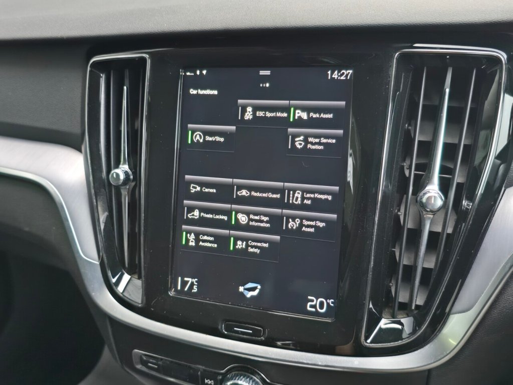 Used Volvo V60 2019 for sale - 77200237: Photo 31