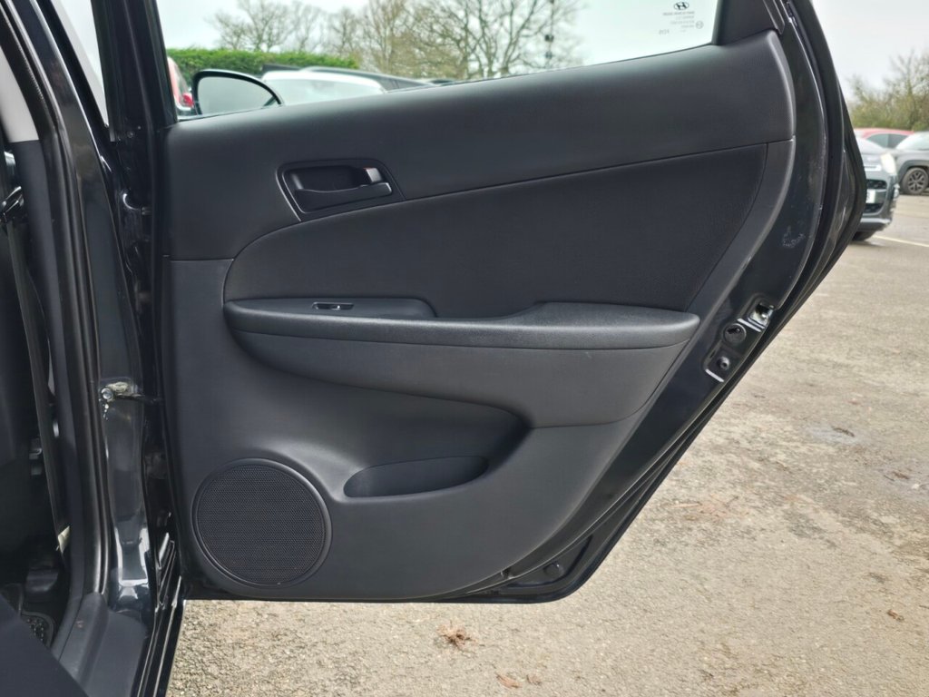 Used Hyundai i30 2010 for sale - 77037893: Photo 19