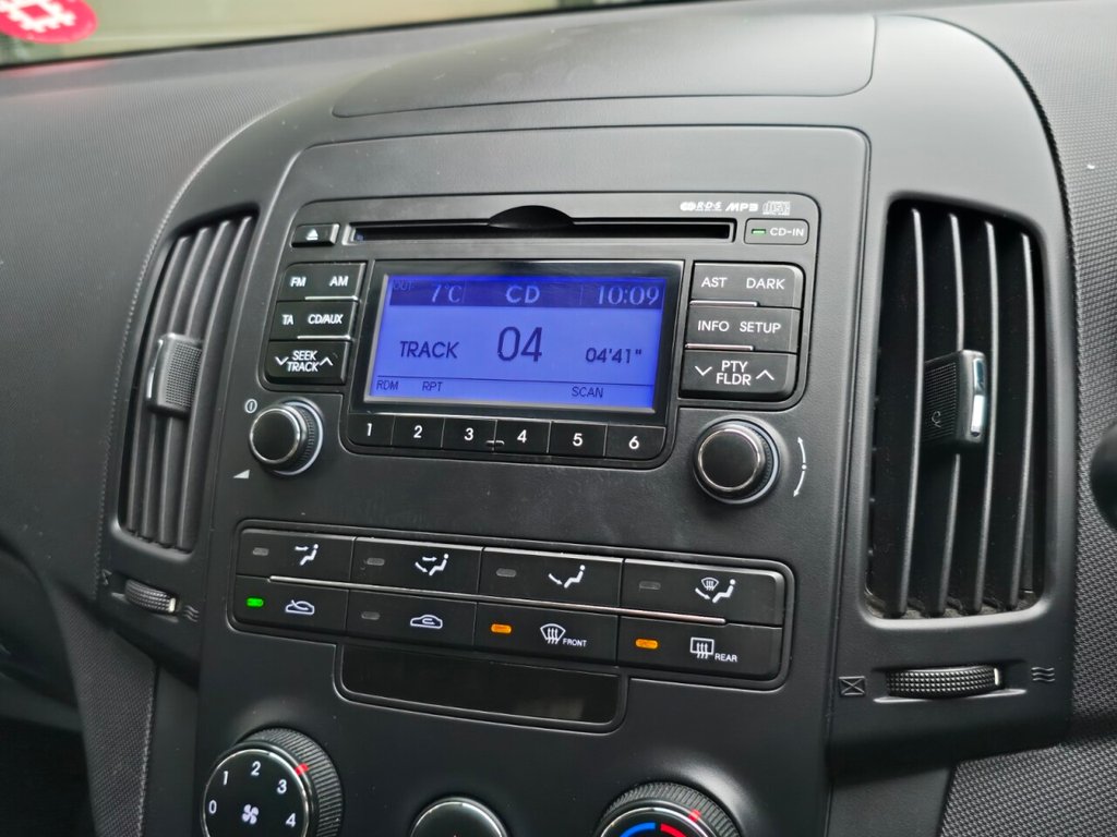 Used Hyundai i30 2010 for sale - 77037893: Photo 27