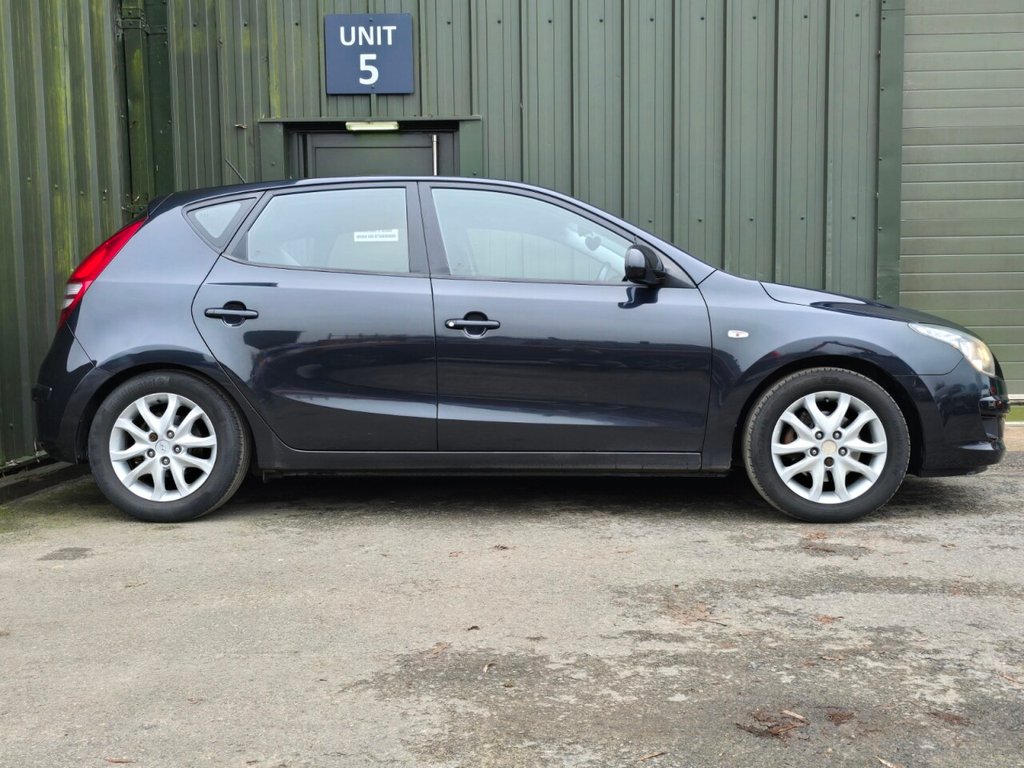 Used Hyundai i30 2010 for sale - 77037893: Photo 3