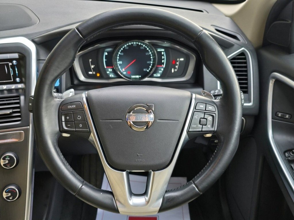 Used Volvo XC60 2014 for sale - 77952729: Photo 25