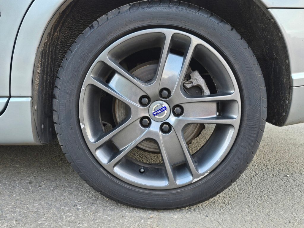 Used Volvo S40 2011 for sale - 77360119: Photo 11