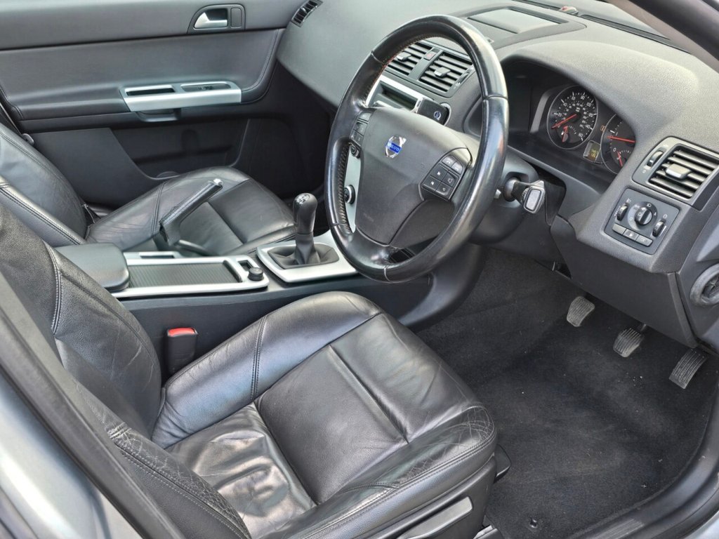 Used Volvo S40 2011 for sale - 77360119: Photo 15