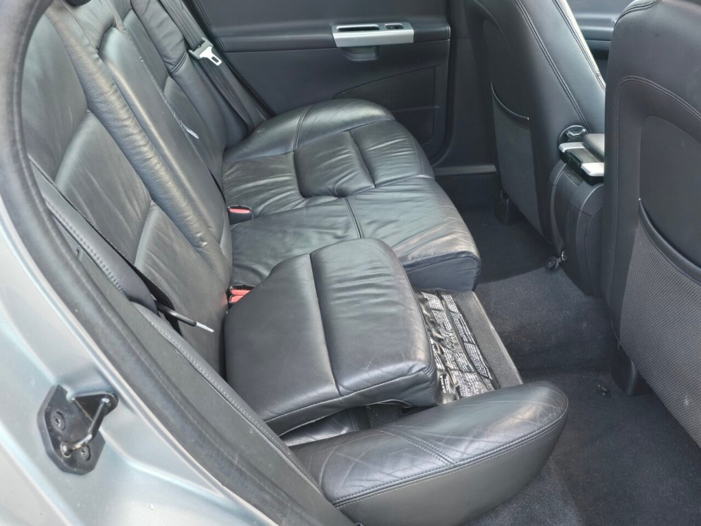 Used Volvo S40 2011 for sale - 77360119: Photo 17