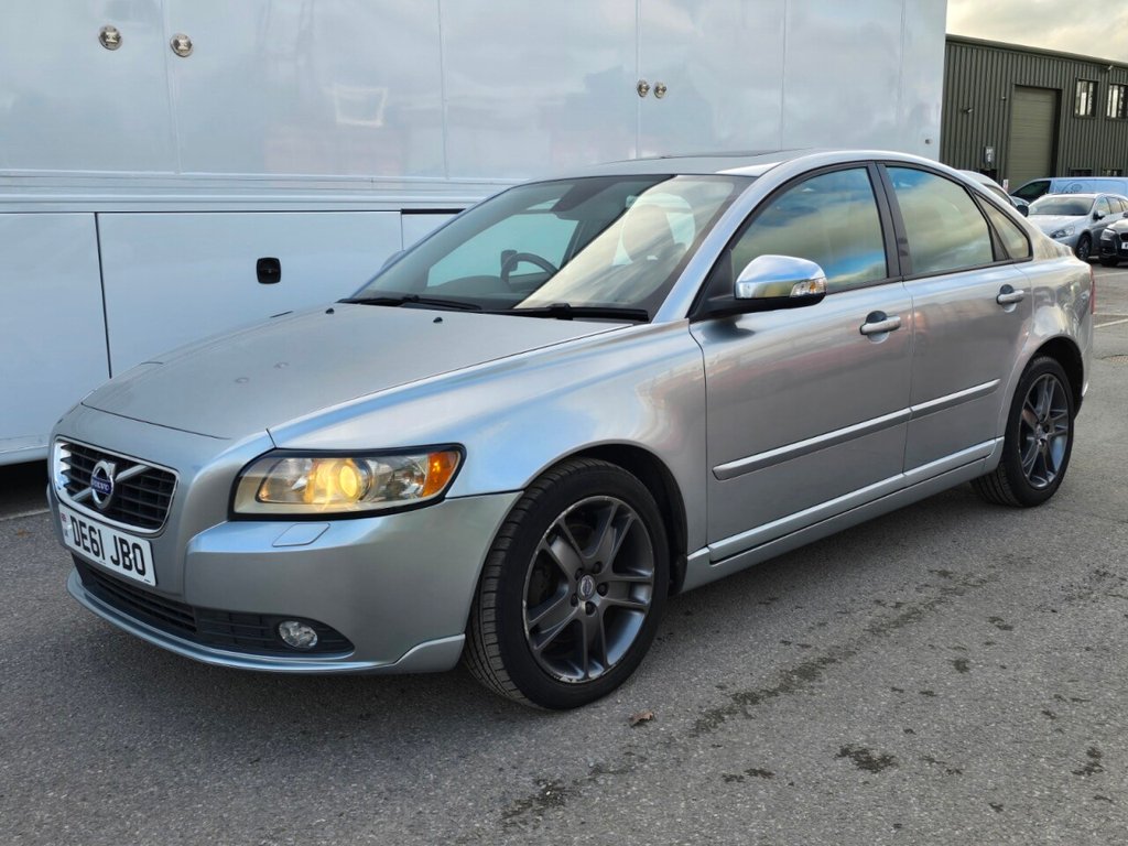 Used Volvo S40 2011 for sale - 77360119: Photo 2