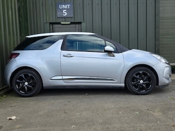 Used DS Automobiles DS 3 2016 for sale - 76010071: Photo