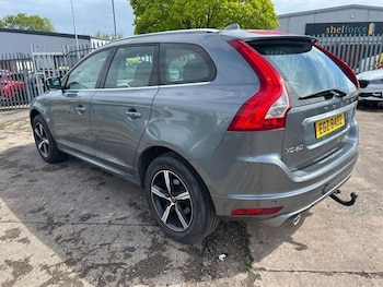 Used Volvo XC60 2017 for sale - 78749260: Photo