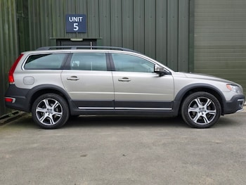 Used Volvo XC70 2013 for sale - 76010306: Photo