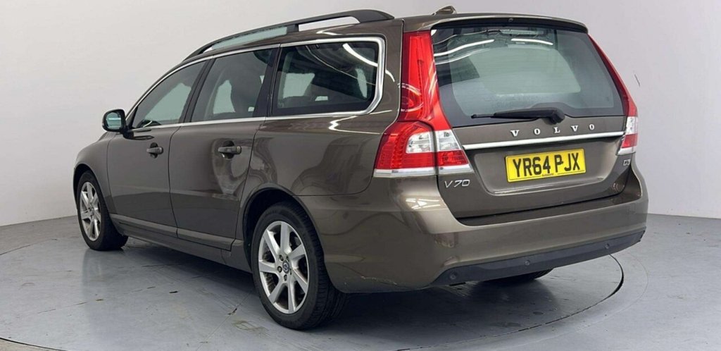 Used Volvo V70 2014 for sale - 77038275: Photo 4