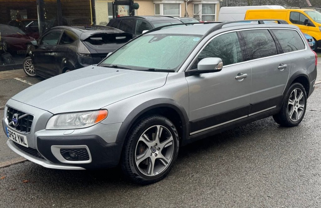 Used Volvo XC70 2012 for sale - 76724732: Photo 1