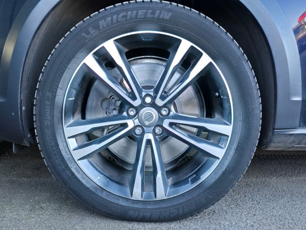 Used Volvo V90 Cross Country 2017 for sale - 77038349: Photo 11