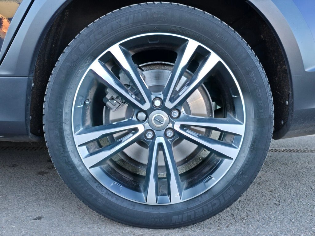 Used Volvo V90 Cross Country 2017 for sale - 77038349: Photo 12