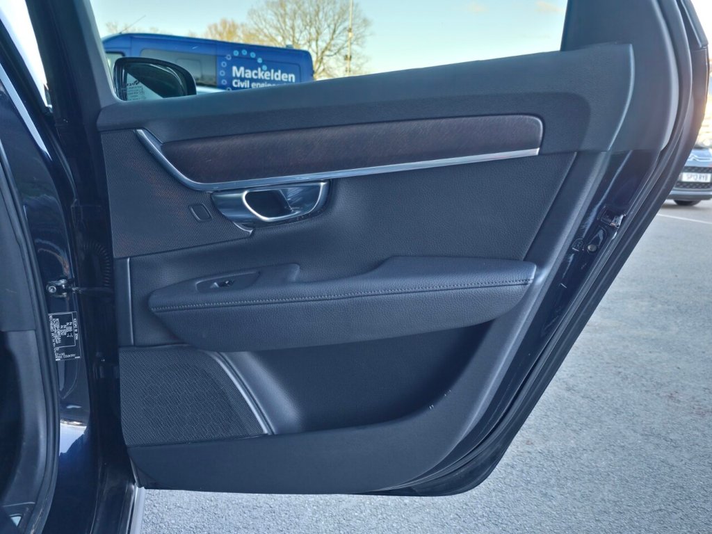 Used Volvo V90 Cross Country 2017 for sale - 77038349: Photo 20