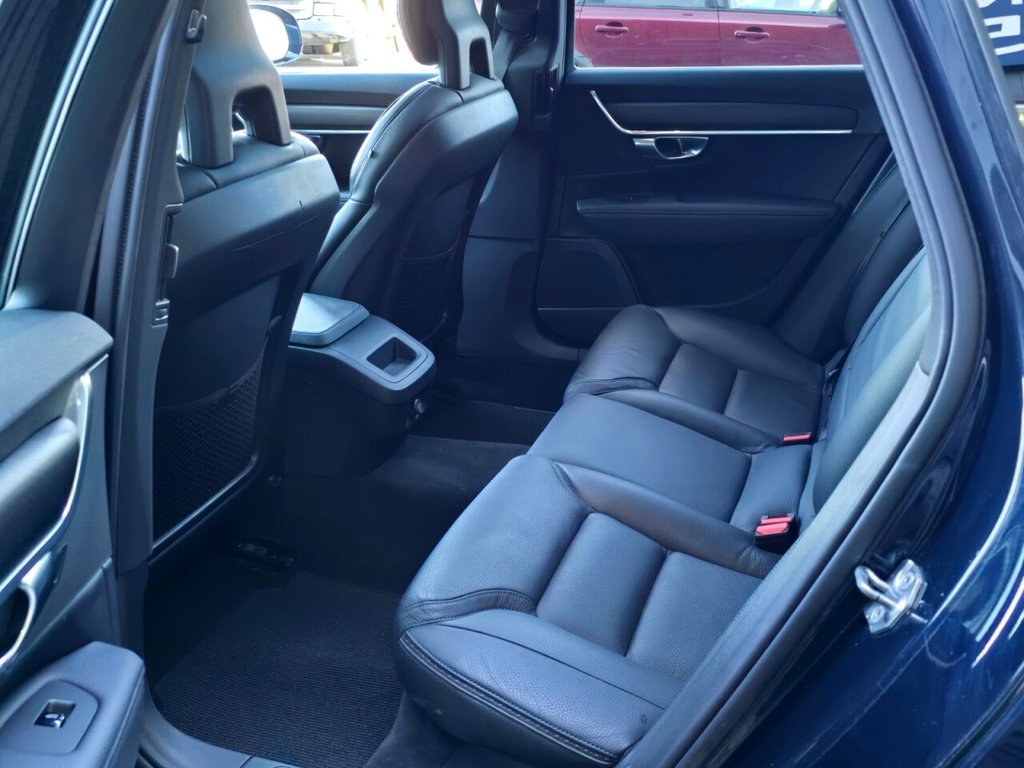 Used Volvo V90 Cross Country 2017 for sale - 77038349: Photo 21