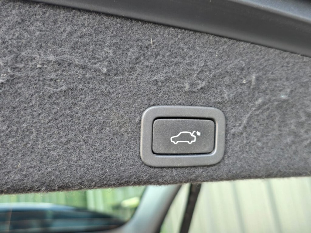 Used Volvo XC60 2016 for sale - 76665539: Photo 11