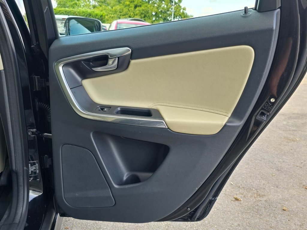 Used Volvo XC60 2016 for sale - 76665539: Photo 23