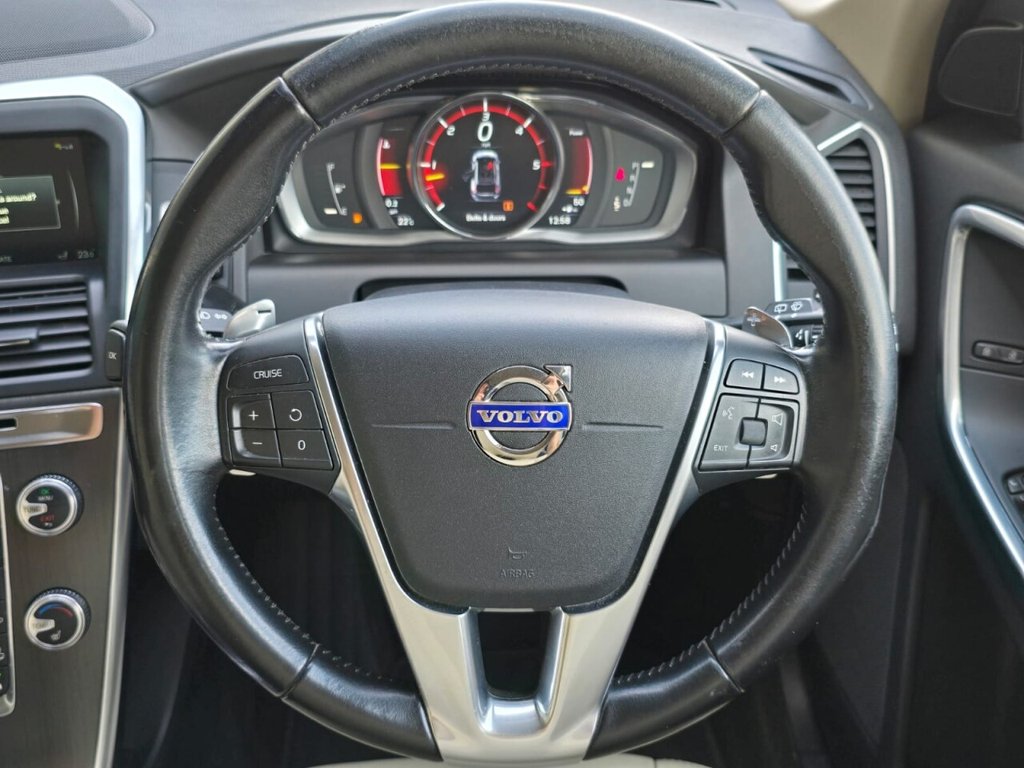 Used Volvo XC60 2016 for sale - 76665539: Photo 26