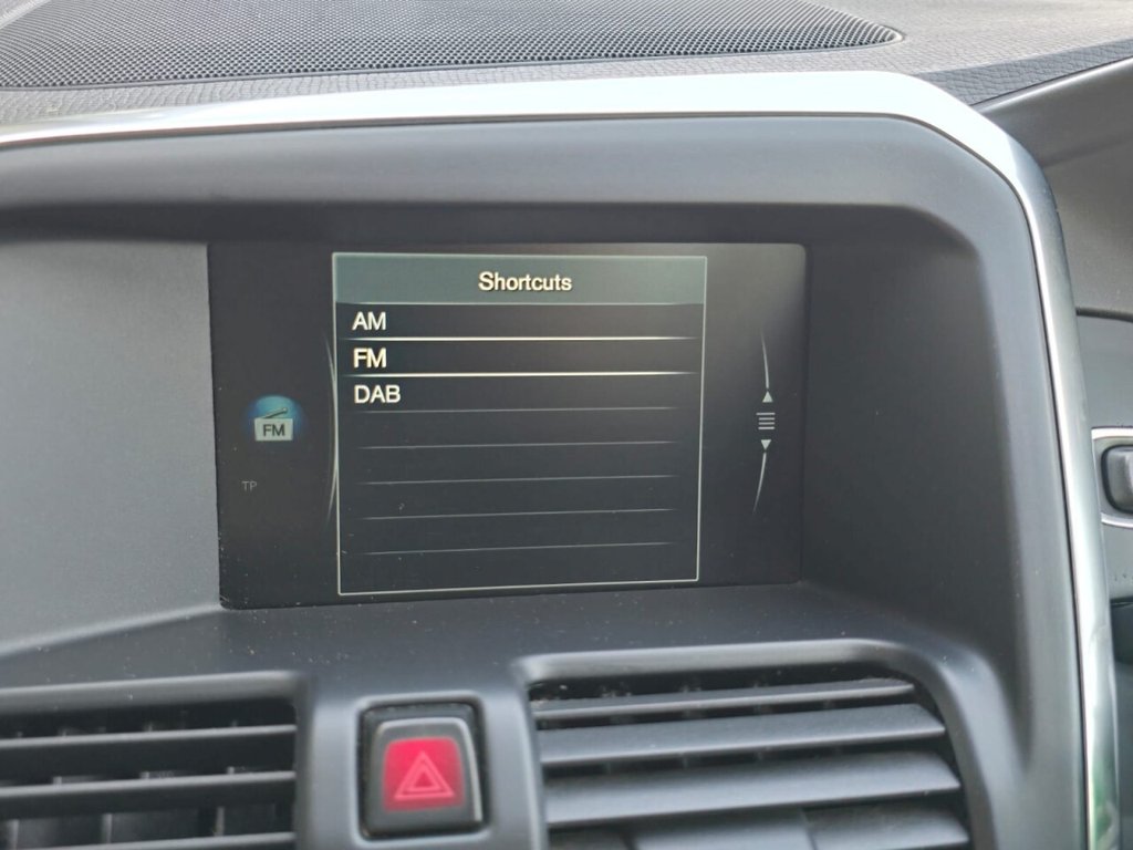 Used Volvo XC60 2016 for sale - 76665539: Photo 29