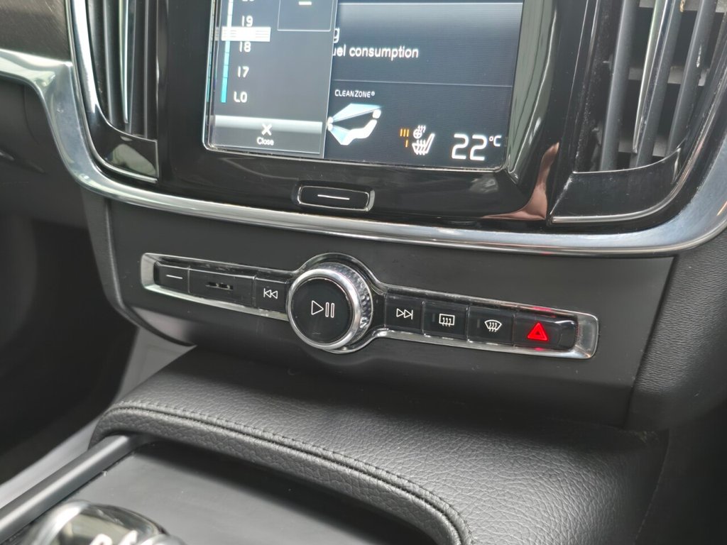 Used Volvo V90 Cross Country 2017 for sale - 77372877: Photo 30