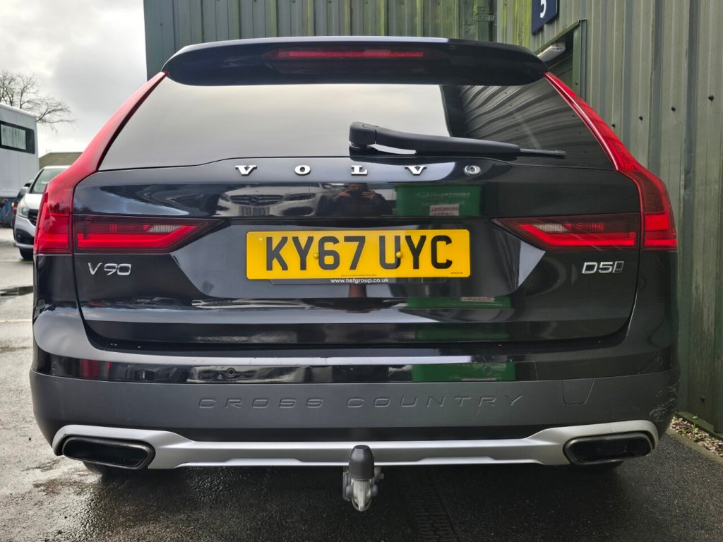 Used Volvo V90 Cross Country 2017 for sale - 77372877: Photo 7