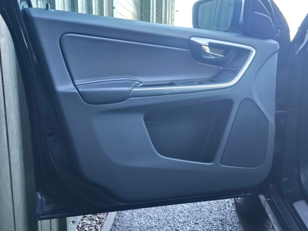 Used Volvo XC60 2016 for sale - 77161855: Photo 19