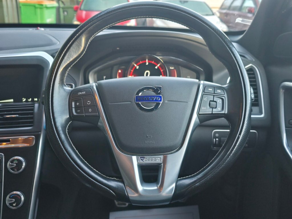 Used Volvo XC60 2016 for sale - 77161855: Photo 25