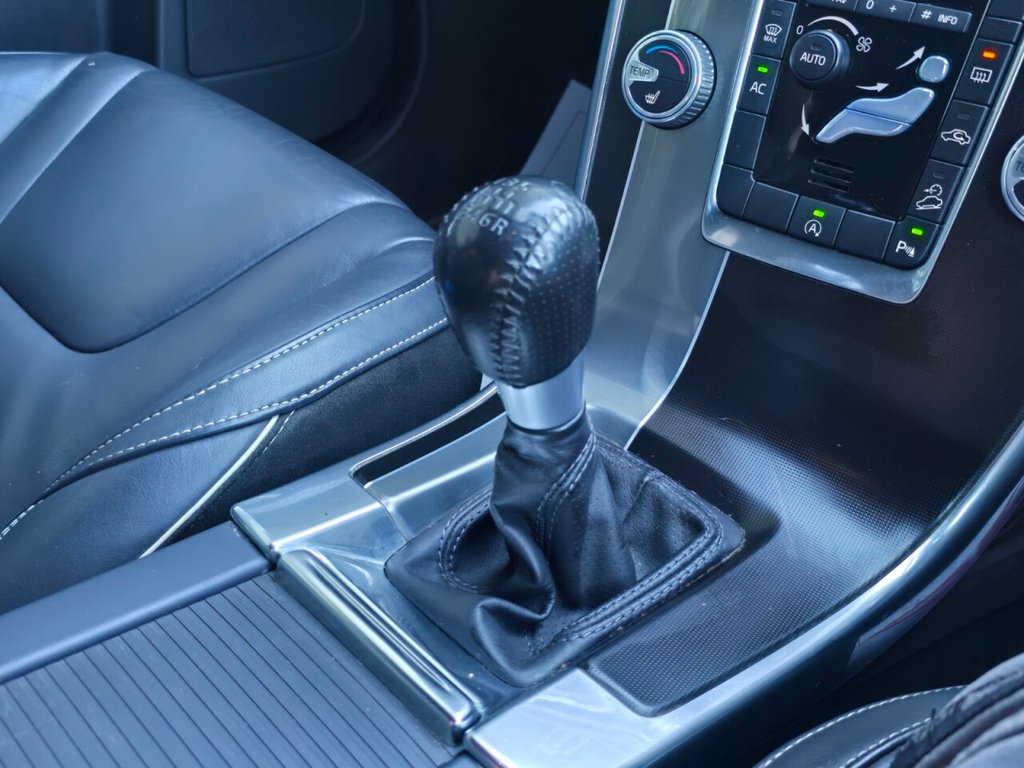 Used Volvo XC60 2016 for sale - 77161855: Photo 28