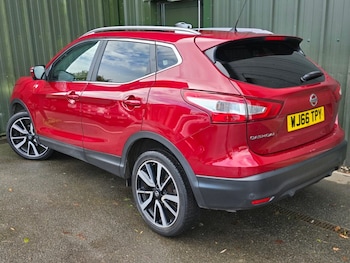 Used Nissan Qashqai 2016 for sale - 76010268: Photo