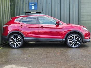 Used Nissan Qashqai 2016 for sale - 76010268: Photo