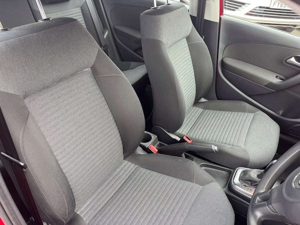 Used Volkswagen Polo 2010 for sale - 76304217: Photo 14