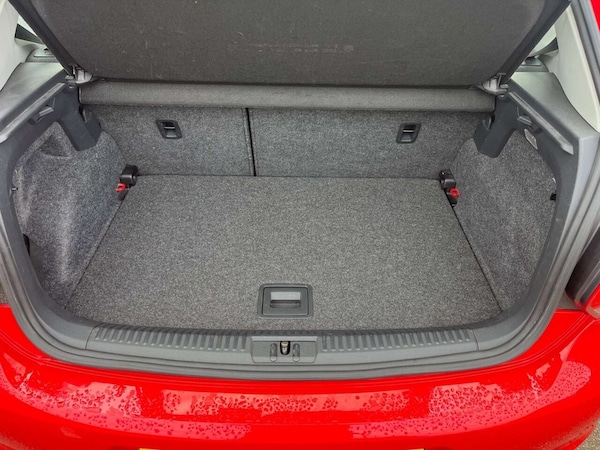 Used Volkswagen Polo 2010 for sale - 76304217: Photo 16