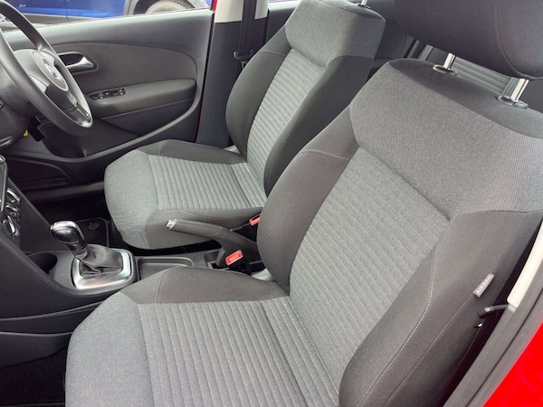 Used Volkswagen Polo 2010 for sale - 76304217: Photo 19