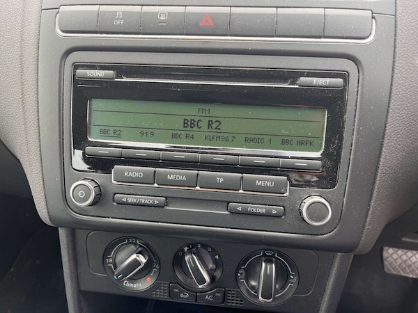 Used Volkswagen Polo 2010 for sale - 76304217: Photo 20