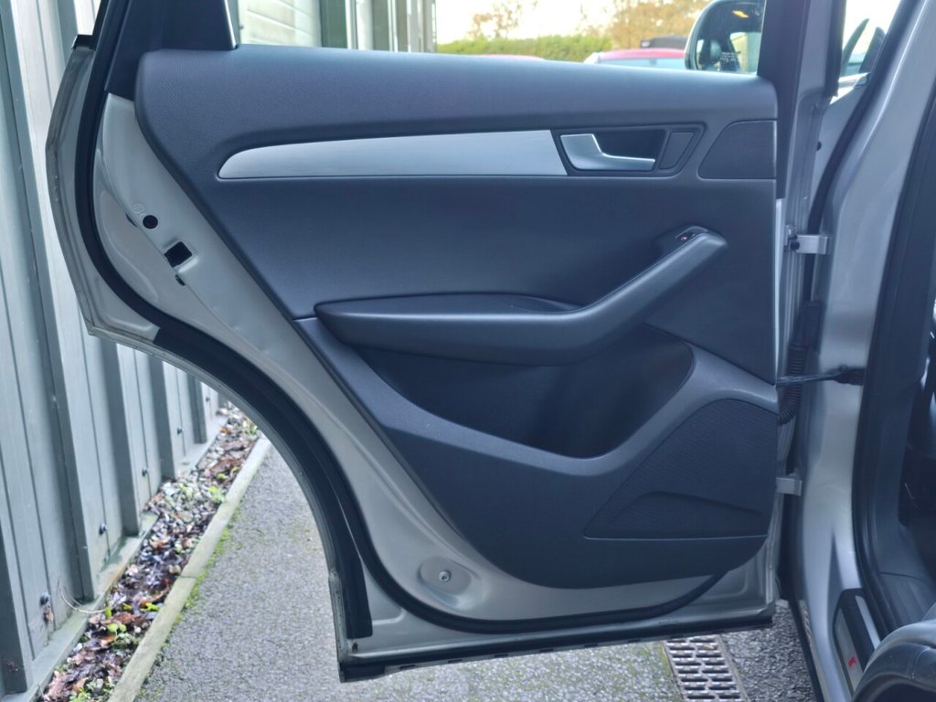 Used Audi Q5 2011 for sale - 76631812: Photo 21