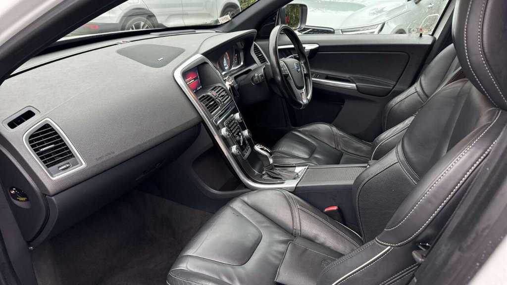 Used Volvo XC60 2015 for sale - 77067560: Photo 7
