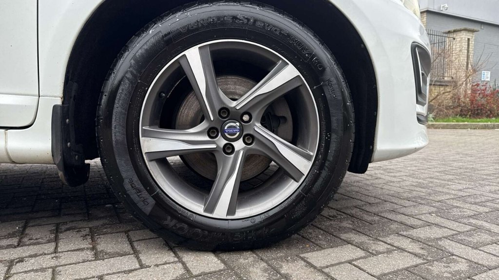 Used Volvo XC60 2015 for sale - 77067560: Photo 9