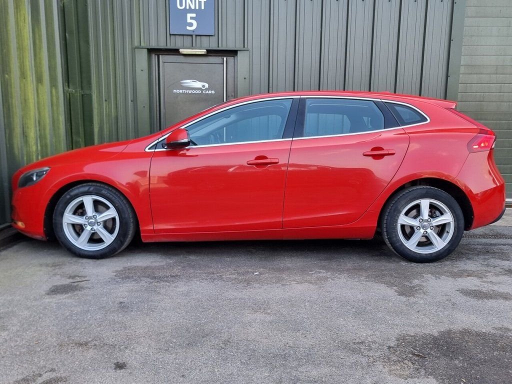 Used Volvo V40 2013 for sale - 76092873: Photo 6