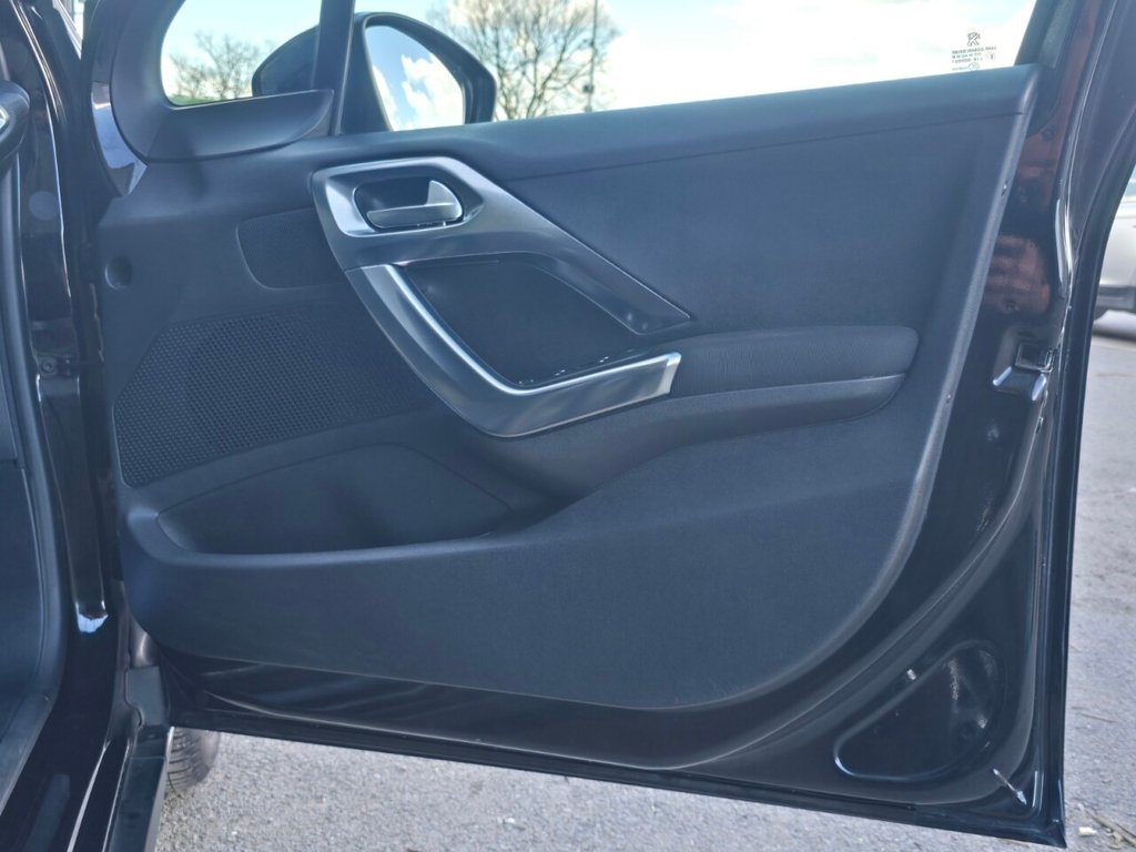 Used Peugeot 2008 2018 for sale - 77893731: Photo 15