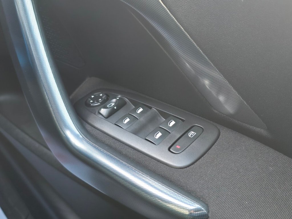 Used Peugeot 2008 2018 for sale - 77893731: Photo 24